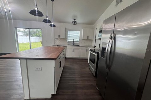 Купить виллу или дом в Аркадия, Флорида 9 комнат, 128.02м2, № 1915707 - фото 2