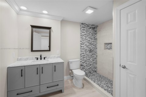 Villa ou maison à vendre à Fort Myers, Floride: 4 chambres, 436.55 m2 № 1966246 - photo 12