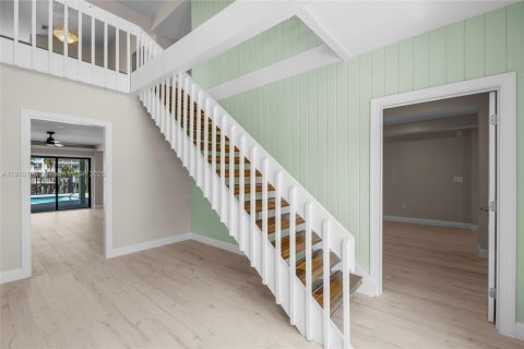 Villa ou maison à vendre à Fort Myers, Floride: 4 chambres, 436.55 m2 № 1966246 - photo 6