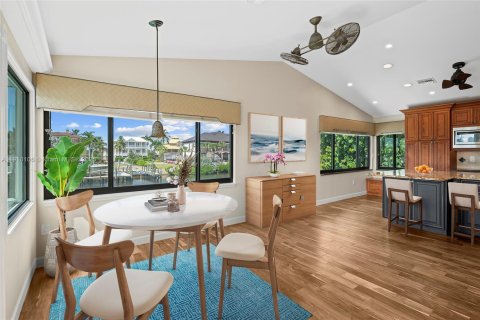 Villa ou maison à vendre à Fort Myers, Floride: 4 chambres, 436.55 m2 № 1966246 - photo 21