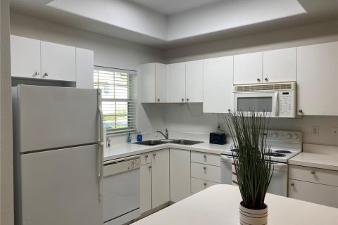 Condominio en alquiler en Sarasota, Florida, 2 dormitorios, 99.22 m2 № 1766998 - foto 4