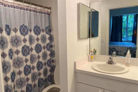 Condominio en alquiler en Sarasota, Florida, 2 dormitorios, 99.22 m2 № 1766998 - foto 12