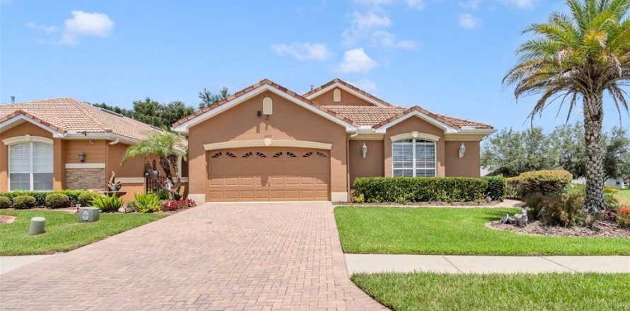 Casa en Brooksville, Florida 3 dormitorios, 211.82 m2 № 1803748