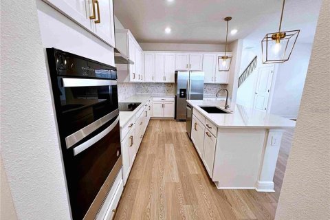 Casa en alquiler en Winter Garden, Florida, 4 dormitorios, 225.2 m2 № 2097866 - foto 11