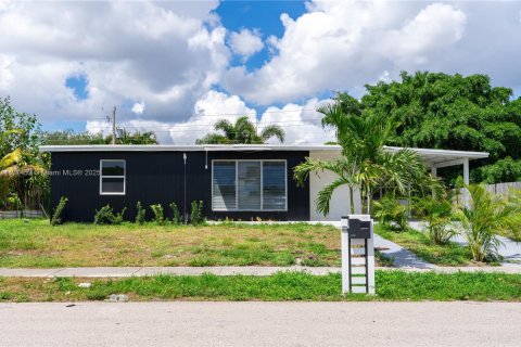 Купить виллу или дом в Помпано-Бич, Флорида 3 спальни, 113.9м2, № 1923086 - фото 25