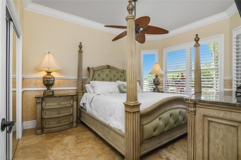 House in Cape Coral, Florida 3 bedrooms, 190.54 sq.m. № 1673108 - photo 30