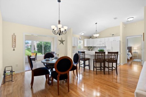 House in The Villages, Florida 3 bedrooms, 140.19 sq.m. № 1841421 - photo 10