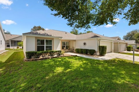 House in The Villages, Florida 3 bedrooms, 140.19 sq.m. № 1841421 - photo 3
