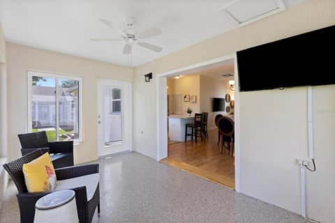 House in The Villages, Florida 3 bedrooms, 140.19 sq.m. № 1841421 - photo 26