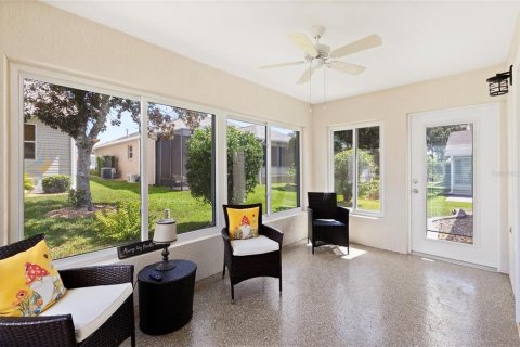 House in The Villages, Florida 3 bedrooms, 140.19 sq.m. № 1841421 - photo 25