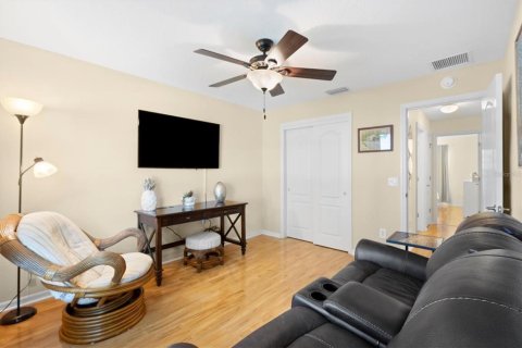 House in The Villages, Florida 3 bedrooms, 140.19 sq.m. № 1841421 - photo 23