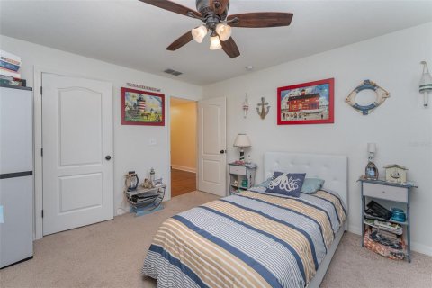 House in Lakeland, Florida 4 bedrooms, 244.15 sq.m. № 1767657 - photo 15