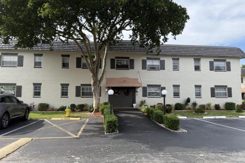 Condo à Margate, Floride, 2 chambres  № 2083812