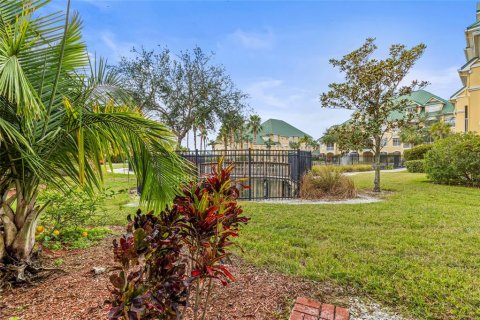 Townhouse in Apollo Beach, Florida 4 bedrooms, 287.25 sq.m. № 1725474 - photo 7