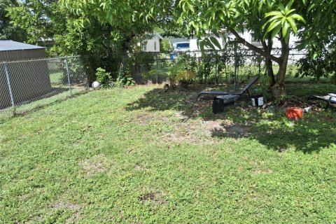 Villa ou maison à louer à Lauderhill, Floride: 3 chambres, 103.68 m2 № 2435979 - photo 29