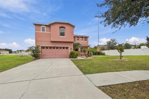 Villa ou maison à vendre à Riverview, Floride: 4 chambres, 328.32 m2 № 2407092 - photo 3