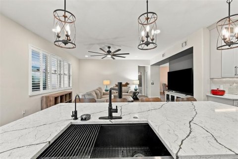 Villa ou maison à vendre à Riverview, Floride: 4 chambres, 328.32 m2 № 2407092 - photo 16