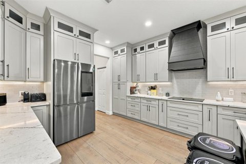 Villa ou maison à vendre à Riverview, Floride: 4 chambres, 328.32 m2 № 2407092 - photo 11