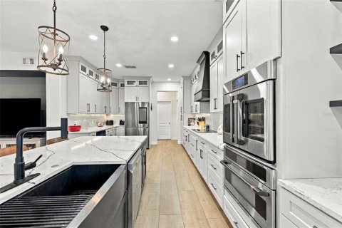 Villa ou maison à vendre à Riverview, Floride: 4 chambres, 328.32 m2 № 2407092 - photo 13