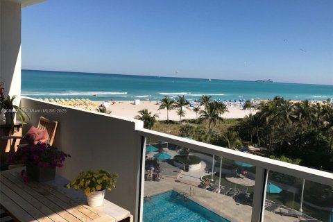 Condominio en alquiler en Miami Beach, Florida, 1 dormitorio, 78.5 m2 № 1982391 - foto 5