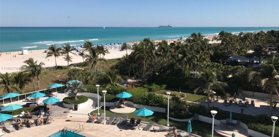 Condominio en Miami Beach, Florida, 1 dormitorio № 1982391