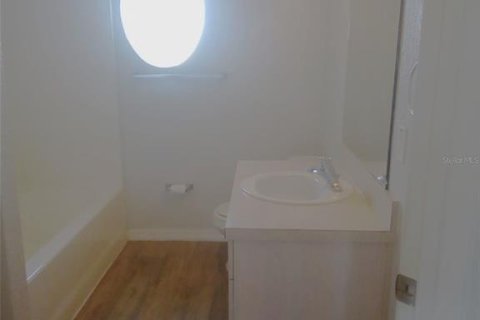 Casa en alquiler en Kissimmee, Florida, 3 dormitorios, 112.5 m2 № 1869342 - foto 12