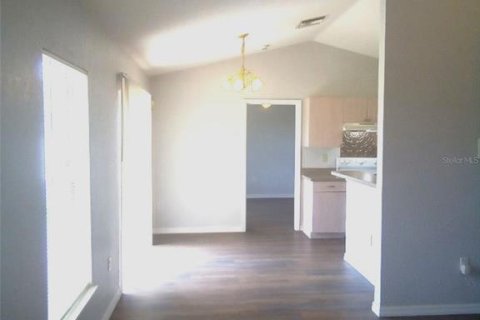Casa en alquiler en Kissimmee, Florida, 3 dormitorios, 112.5 m2 № 1869342 - foto 7