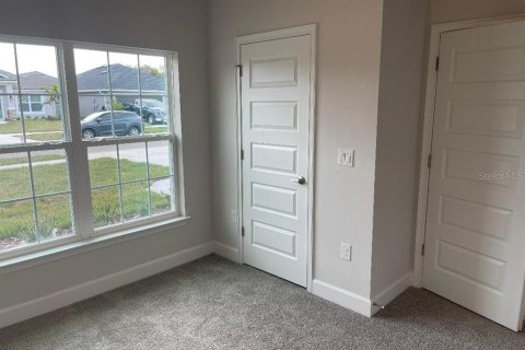 House in Dade City, Florida 4 bedrooms, 169.08 sq.m. № 1558447 - photo 20