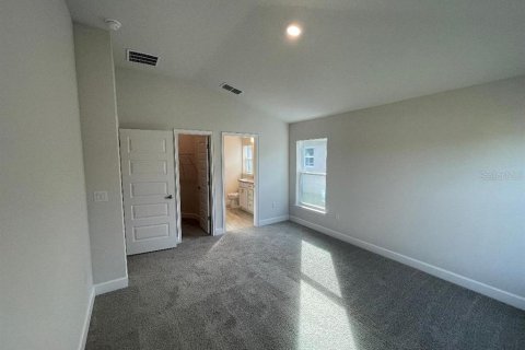 House in Dade City, Florida 4 bedrooms, 169.08 sq.m. № 1558447 - photo 9