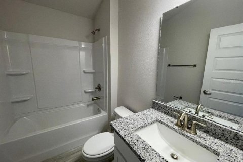 House in Dade City, Florida 4 bedrooms, 169.08 sq.m. № 1558447 - photo 17