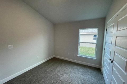 House in Dade City, Florida 4 bedrooms, 169.08 sq.m. № 1558447 - photo 19