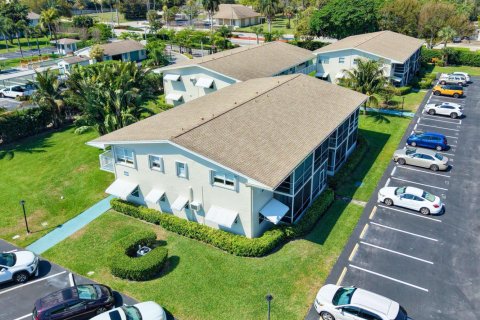 Condo in Boynton Beach, Florida, 1 bedroom № 2191357 - photo 22