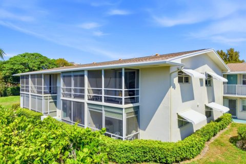 Condo in Boynton Beach, Florida, 1 bedroom № 2191357 - photo 26