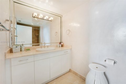 Condo in Aventura, Florida, 3 bedrooms  № 2009649 - photo 19