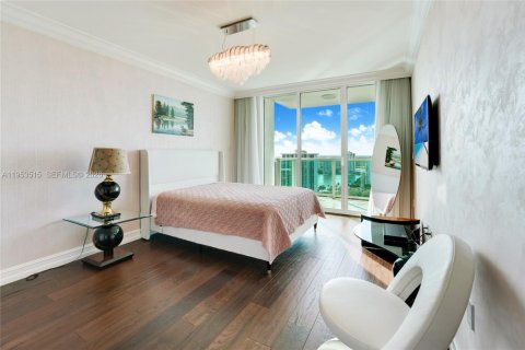 Condo in Aventura, Florida, 3 bedrooms  № 2009649 - photo 18