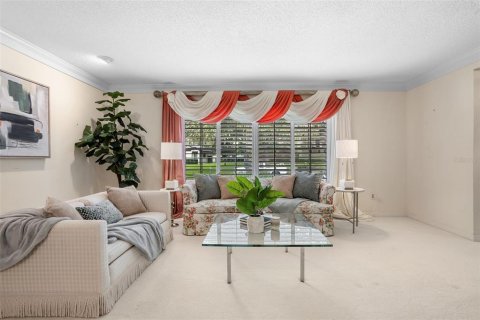 House in Winter Park, Florida 4 bedrooms, 238.29 sq.m. № 1919884 - photo 9