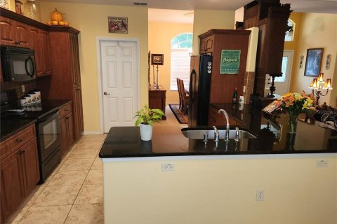 House in Spring Hill, Florida 3 bedrooms, 191.47 sq.m. № 1687051 - photo 5