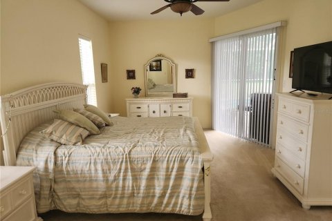 House in Spring Hill, Florida 3 bedrooms, 191.47 sq.m. № 1687051 - photo 11