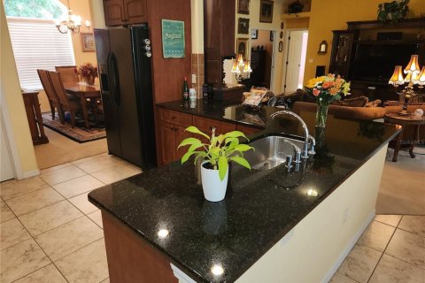 House in Spring Hill, Florida 3 bedrooms, 191.47 sq.m. № 1687051 - photo 6