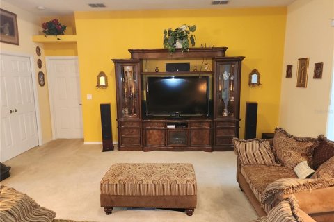 House in Spring Hill, Florida 3 bedrooms, 191.47 sq.m. № 1687051 - photo 10