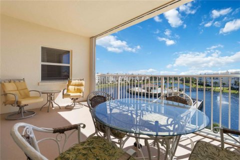 Condo à Cape Canaveral, Floride, 2 chambres № 2147707