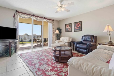 Copropriété à louer à Cape Canaveral, Floride: 2 chambres, 169.83 m2 № 2147707 - photo 3