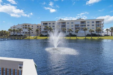 Copropriété à louer à Cape Canaveral, Floride: 2 chambres, 169.83 m2 № 2147707 - photo 20