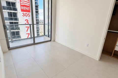 Copropriété à vendre à Miami, Floride: 2 chambres, 121.05 m2 № 2430164 - photo 13
