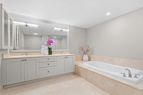 Copropriété à vendre à Fort Lauderdale, Floride: 3 chambres, 201.78 m2 № 1854859 - photo 26