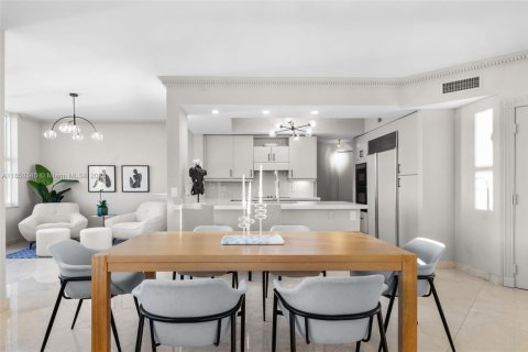 Copropriété à vendre à Fort Lauderdale, Floride: 3 chambres, 201.78 m2 № 1854859 - photo 11