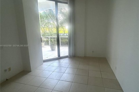 Снять в аренду кондоминиум в Авентура, Флорида 2 спальни, 121.7м2, № 1992042 - фото 6