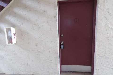 Condo in Tampa, Florida, 2 bedrooms № 2112060