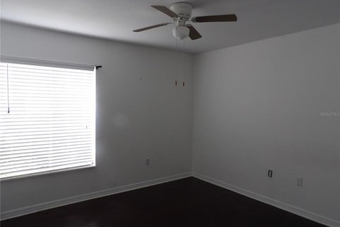Condo in Tampa, Florida, 2 bedrooms  № 2112060 - photo 11