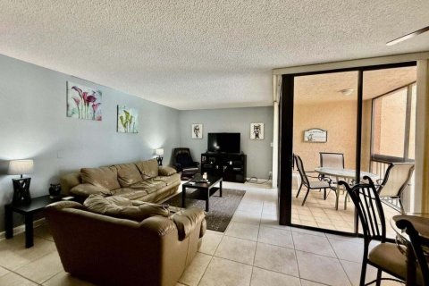 Condominio en alquiler en Delray Beach, Florida, 2 dormitorios, 109.16 m2 № 2250750 - foto 6